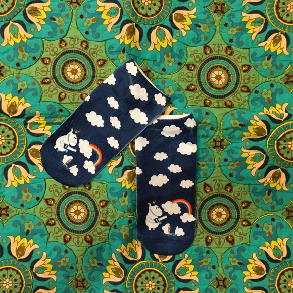 UNICORN🦄 RAINBOW🌈 Festival White Ankle Socks S/M - Picture 1 of 2